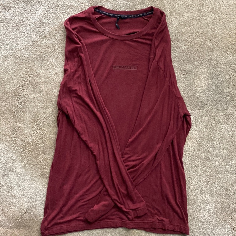Alphalete long sleeve